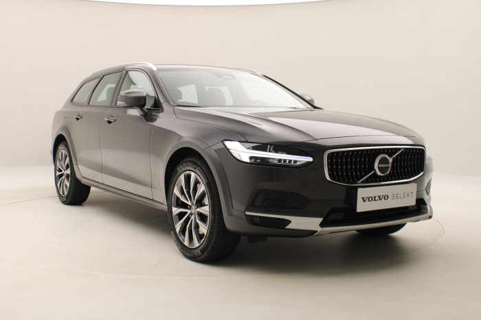 Volvo V90 CC B4 AWD PLUS AUT CZ 1.maj