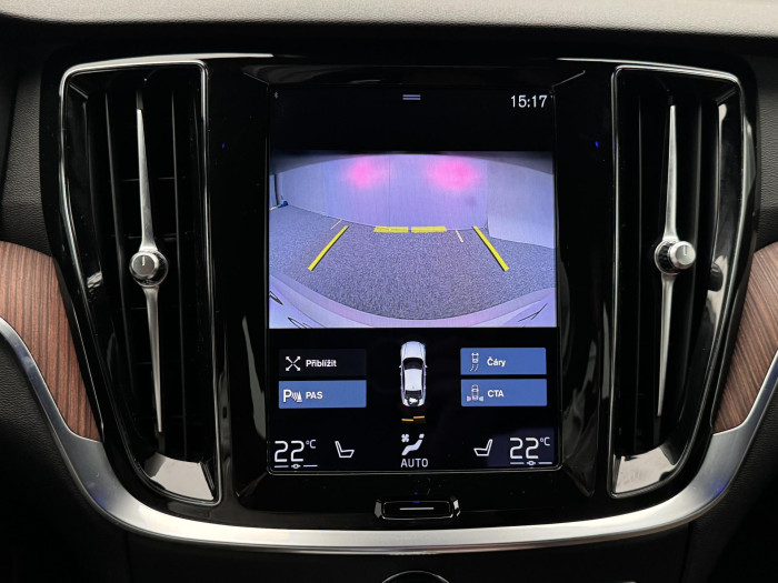 Volvo S60 B4 INSCRIPTION AUT CZ