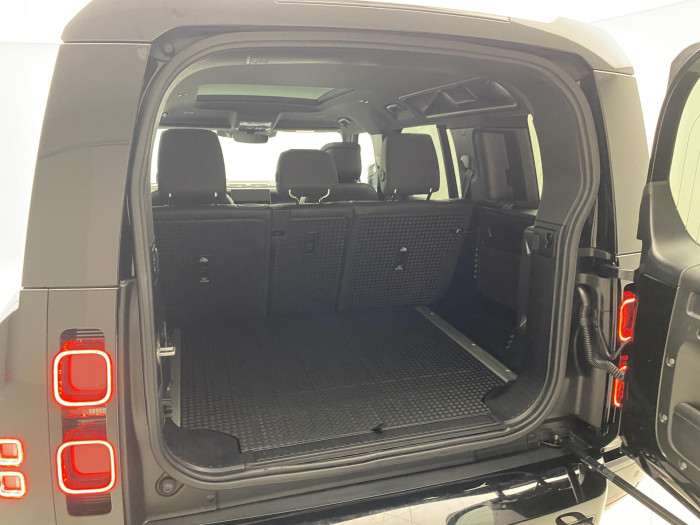 Land Rover Defender 110 P400 X-DYNAMIC HSE AWD CZ 3.0 Dynamic