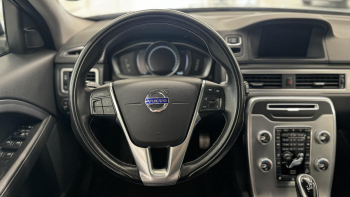 Volvo XC70 D4 AWD BLACK EDITION REZERVACE 2.4 d Edition
