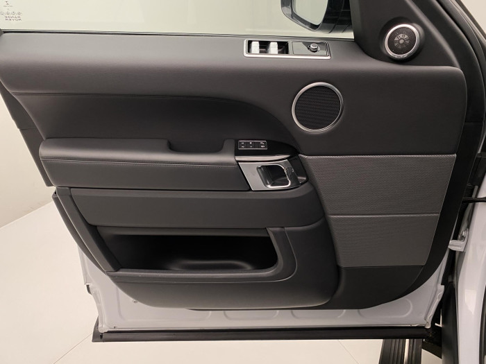 Land Rover Range Rover Sport 3.0 SDV6 AWD HSE REZERVACE