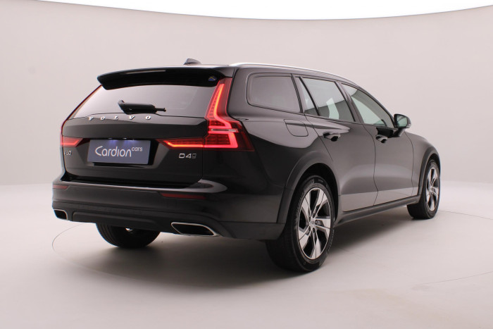 Volvo V60 CC D4 AWD MOMENTUM AUT 2.0 d CC CC Momentum