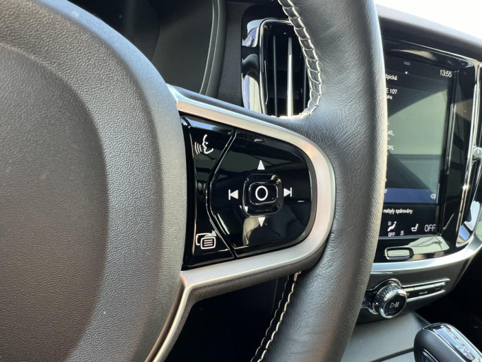 Volvo V60 T5 INSCRIPTION Aut REZERVACE