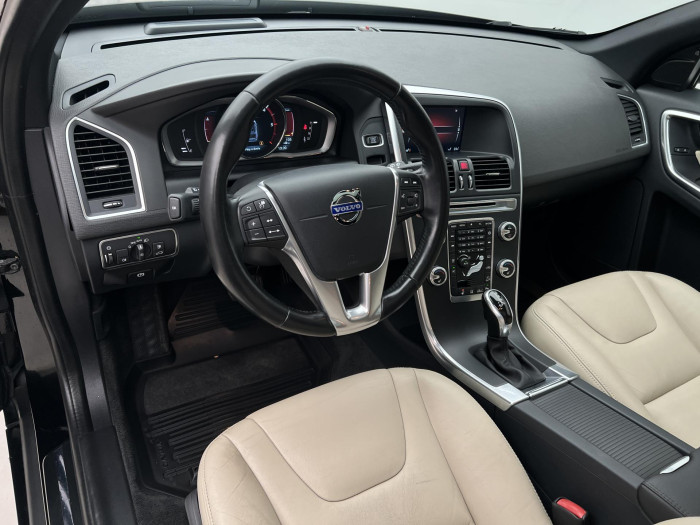 Volvo XC60 D4 AWD SUMMUM AUT 2.4 d Summum