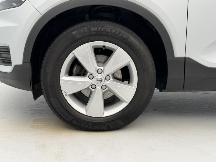 Volvo XC40 T2 MOMENTUM AUT CZ 1.5 Momentum