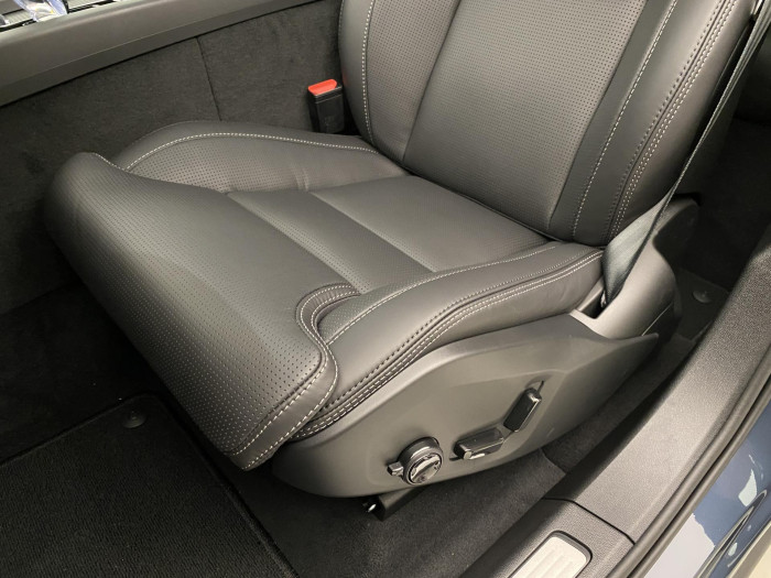 Volvo XC60 B5 AWD AUT ULTRA BLACK EDITION 2.0 Edition