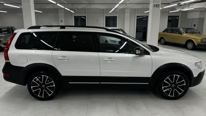 Volvo XC70 D4 AWD BLACK EDITION REZERVACE 2.4 d Edition